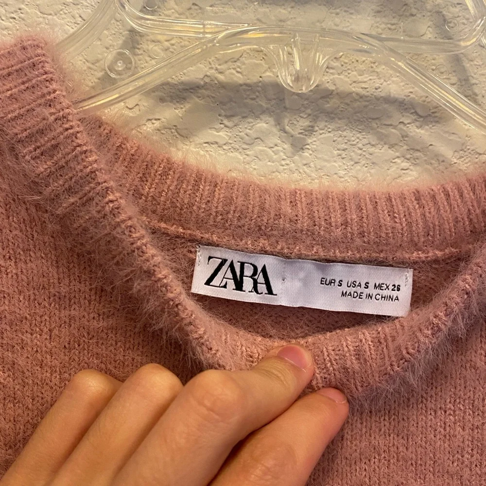 sweater - Picture 2 of 3